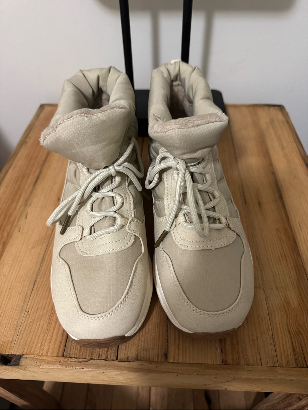 Eddie Bauer Balasana Winter Boots